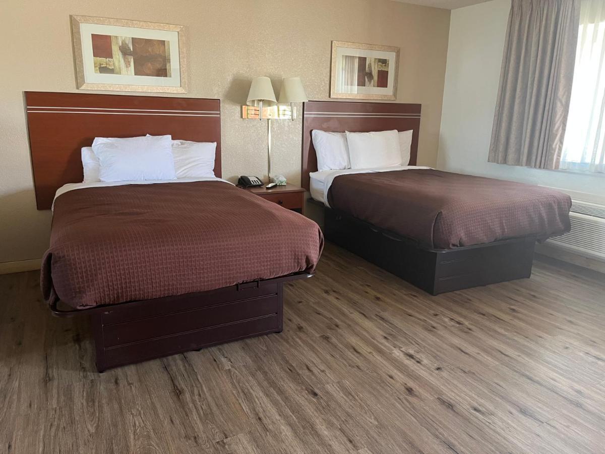 Valley Motel 2*